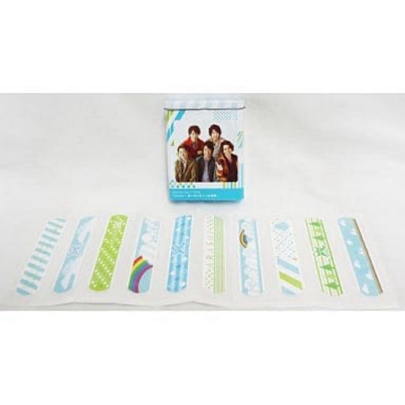 Arashi Band-Aids (10 pack) - Picture 3 of 3